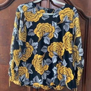 Women’s dress top